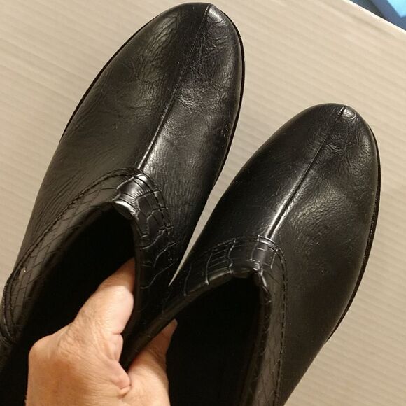 👍 Black Mules Size 11 Wide.    A3 - Picture 4 of 5